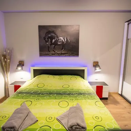 Vista Suites *