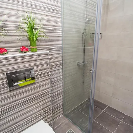 Daire Vista Suites
