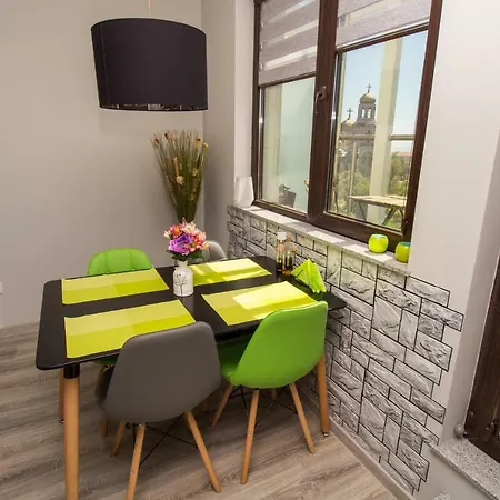 Vista Suites *